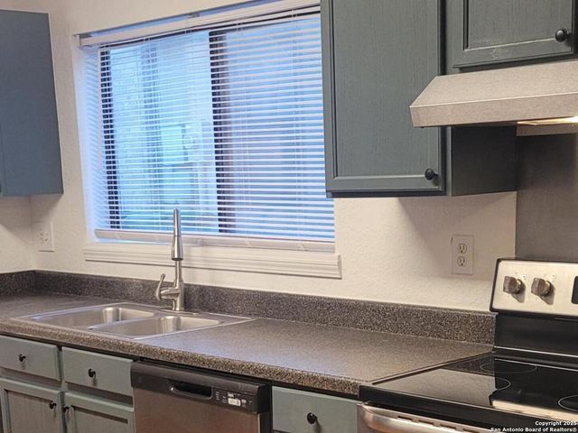 10115 Amber Coral, San Antonio, TX 78245