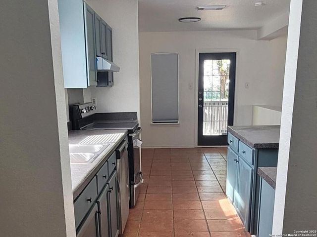 10115 Amber Coral, San Antonio, TX 78245