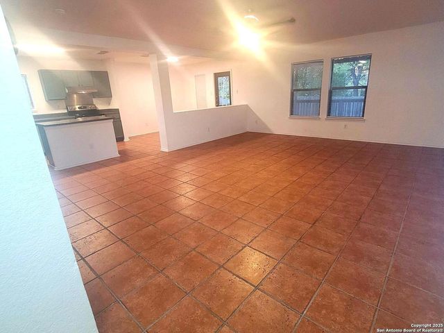 10115 Amber Coral, San Antonio, TX 78245