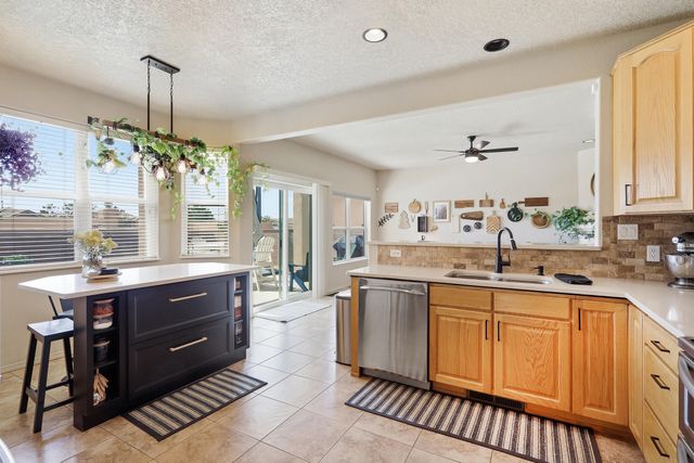 9109 Silver Sage Drive NE, Albuquerque, NM 87113