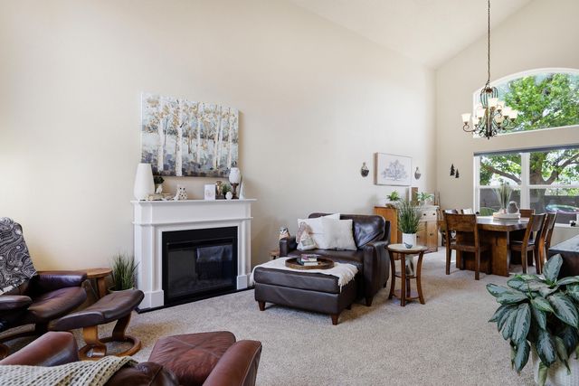 9109 Silver Sage Drive NE, Albuquerque, NM 87113