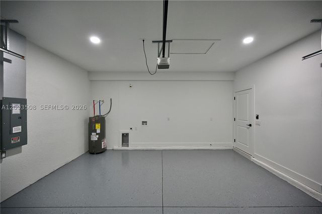 4107 13 st sw, Lehigh Acres, FL 33976
