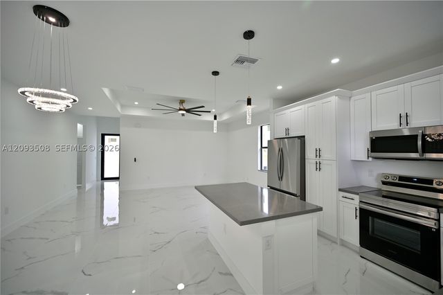 4107 13 st sw, Lehigh Acres, FL 33976