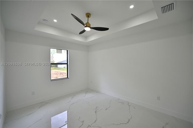 4107 13 st sw, Lehigh Acres, FL 33976