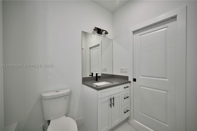 4107 13 st sw, Lehigh Acres, FL 33976