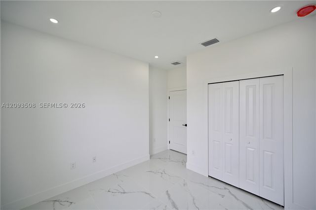 4107 13 st sw, Lehigh Acres, FL 33976