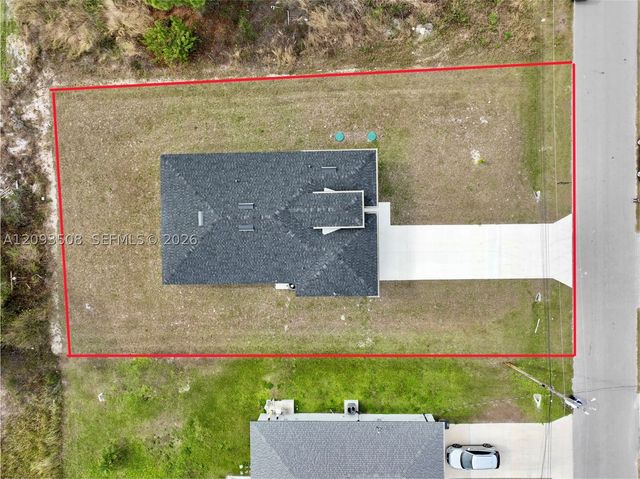 4107 13 st sw, Lehigh Acres, FL 33976