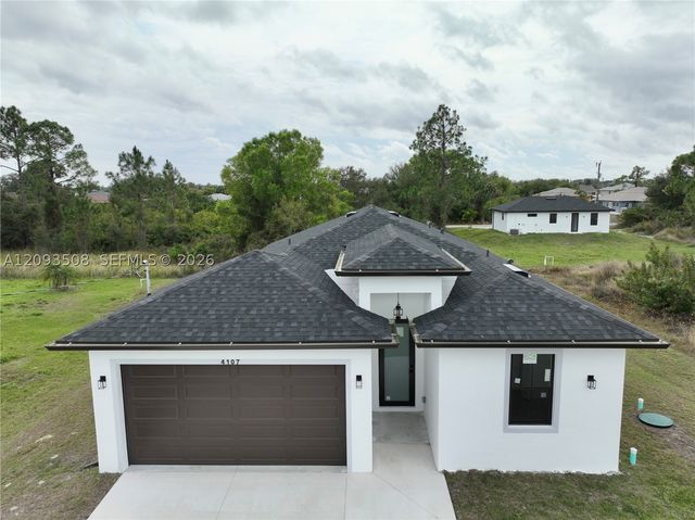 4107 13 st sw, Lehigh Acres, FL 33976