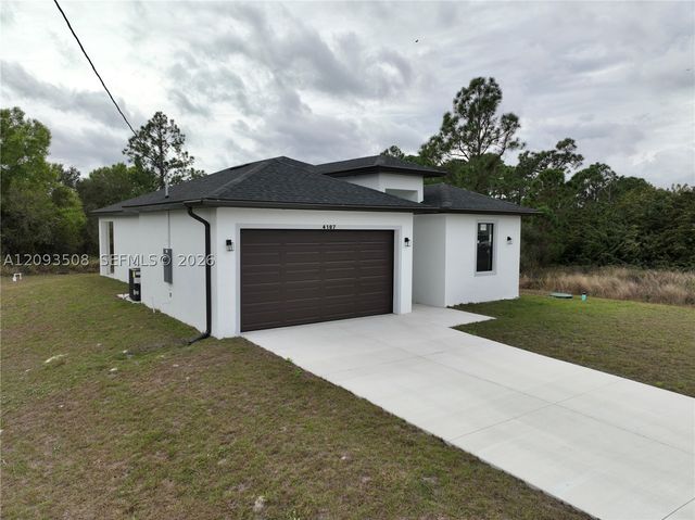 4107 13 st sw, Lehigh Acres, FL 33976