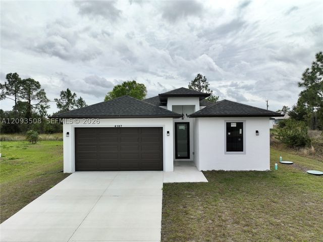4107 13 st sw, Lehigh Acres, FL 33976