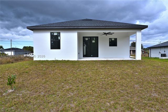 4107 13 st sw, Lehigh Acres, FL 33976