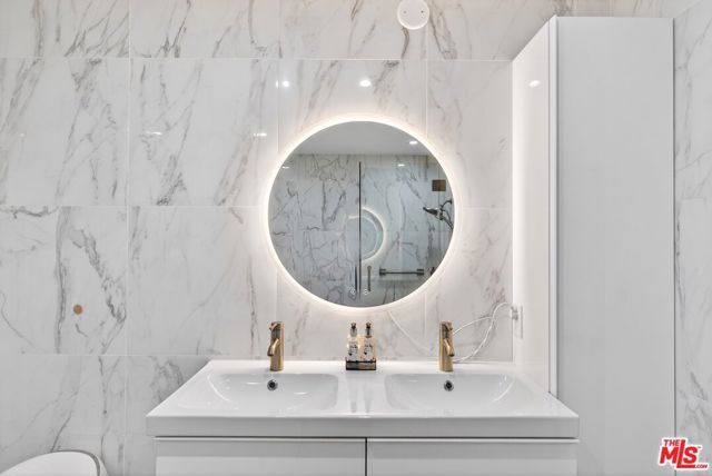 4822 Van Noord Avenue 6, Sherman Oaks, CA 91423