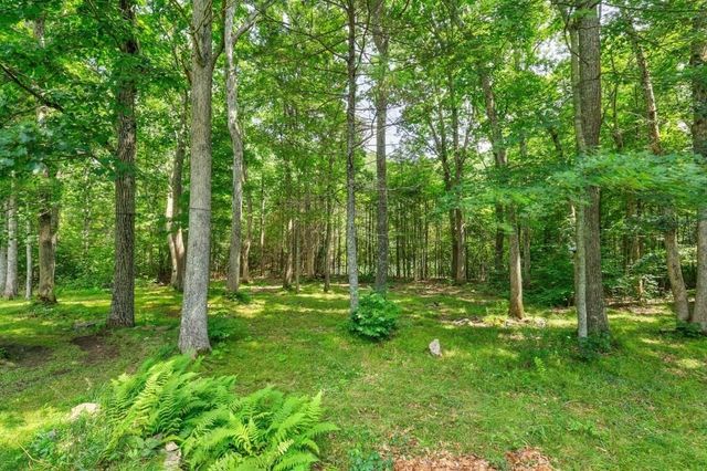 23 Sherwood Dr, Spencer, MA 01562