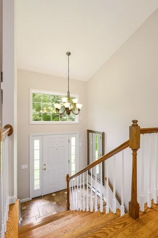23 Sherwood Dr, Spencer, MA 01562
