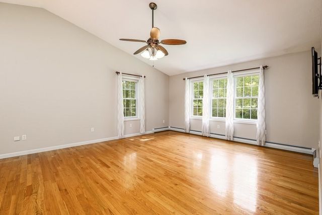 23 Sherwood Dr, Spencer, MA 01562
