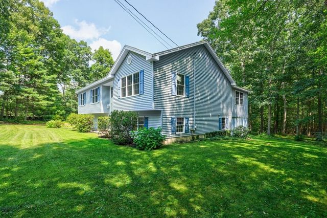 23 Sherwood Dr, Spencer, MA 01562