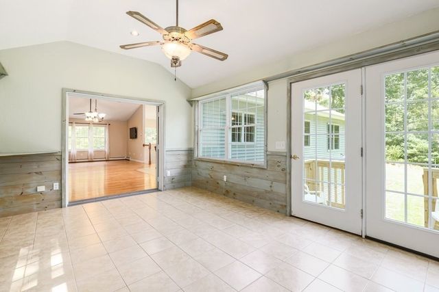 23 Sherwood Dr, Spencer, MA 01562