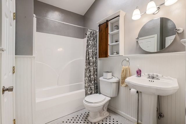 23 Sherwood Dr, Spencer, MA 01562