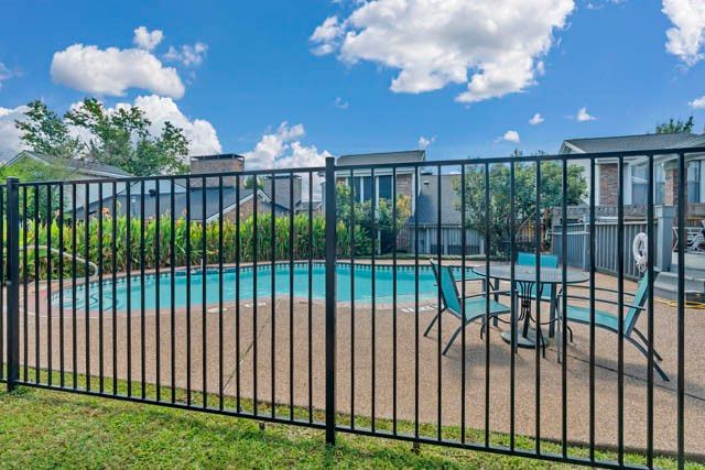 2503 Shady Ridge Drive, Bedford, TX 76021
