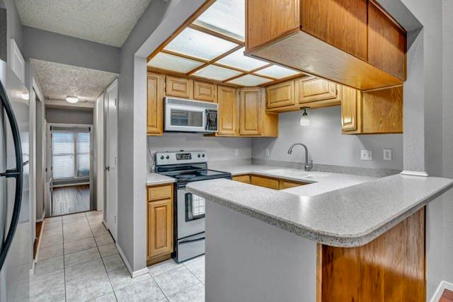 2503 Shady Ridge Drive, Bedford, TX 76021