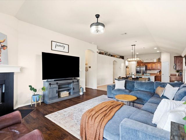 4517 Rockmill Trail, Fort Worth, TX 76179