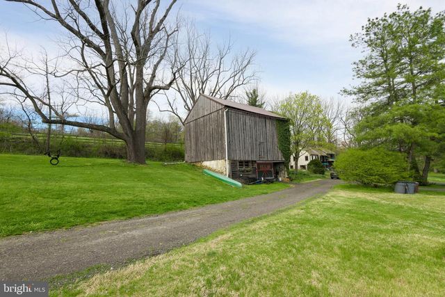 196 HIDEAWAY DR, Quarryville, PA 17566