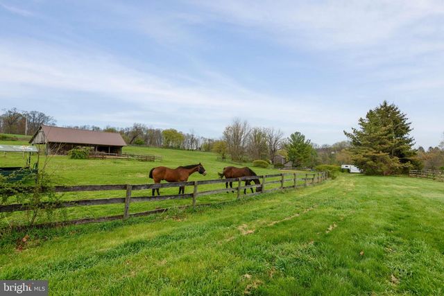 196 HIDEAWAY DR, Quarryville, PA 17566