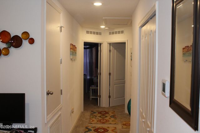 10545 MAIDSTONE COVE Drive, Jacksonville, FL 32218