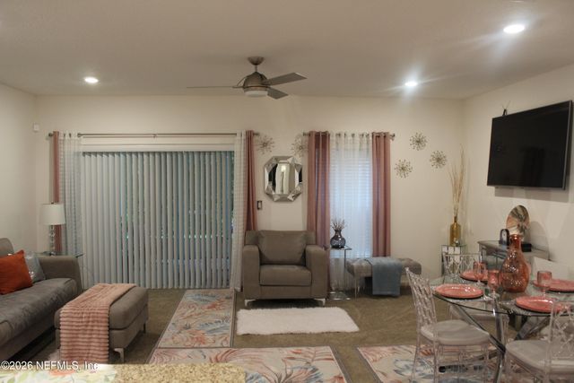 10545 MAIDSTONE COVE Drive, Jacksonville, FL 32218