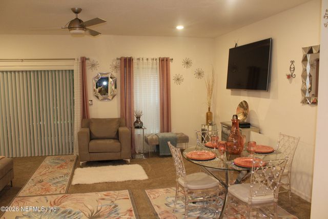 10545 MAIDSTONE COVE Drive, Jacksonville, FL 32218