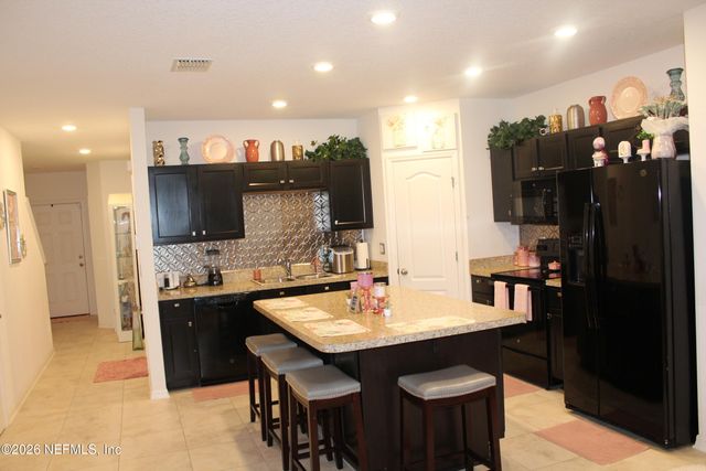 10545 MAIDSTONE COVE Drive, Jacksonville, FL 32218