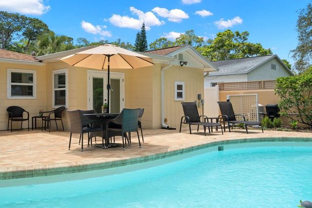 1658 DOUGLAS AVENUE, Dunedin, FL 34698