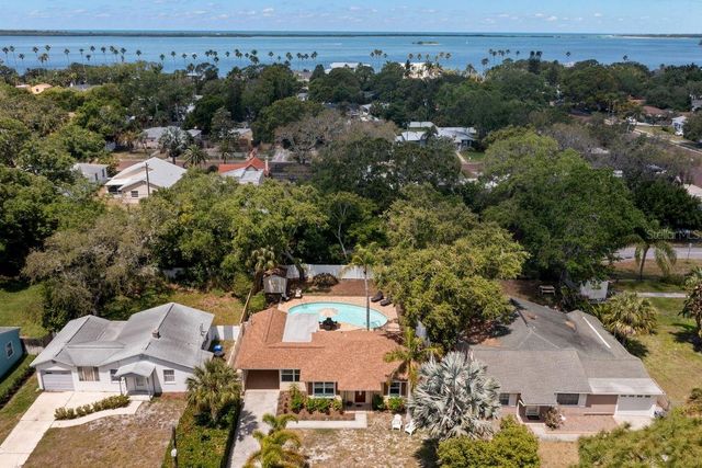 1658 DOUGLAS AVENUE, Dunedin, FL 34698