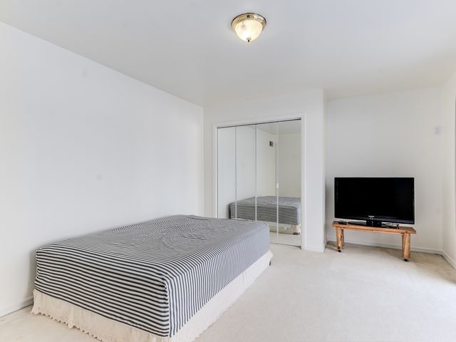 178 Brookhill Road, Libertyville, IL 60048