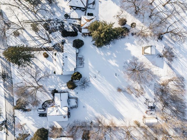 178 Brookhill Road, Libertyville, IL 60048