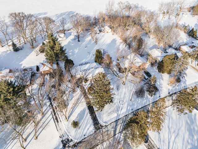 178 Brookhill Road, Libertyville, IL 60048