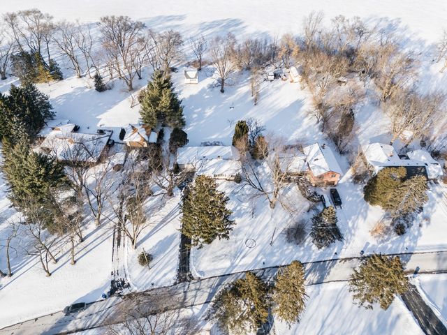 178 Brookhill Road, Libertyville, IL 60048