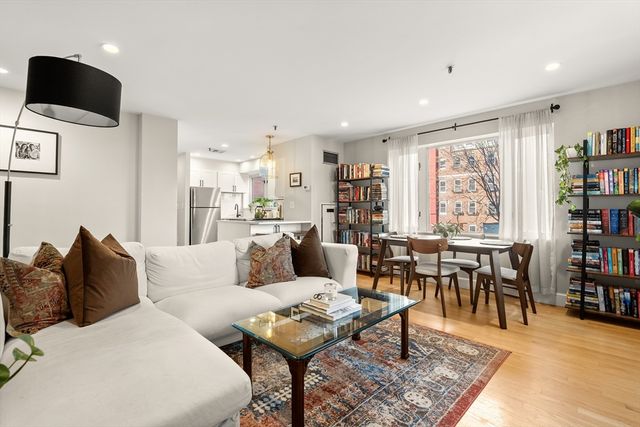 350 North St 200, Boston, MA 02113