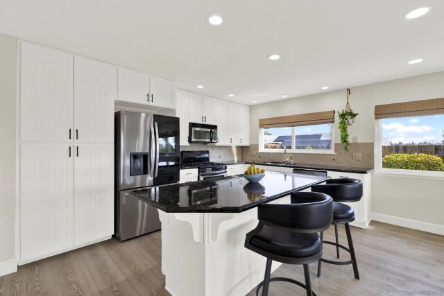 11353 Calenda Rd, San Diego, CA 92127