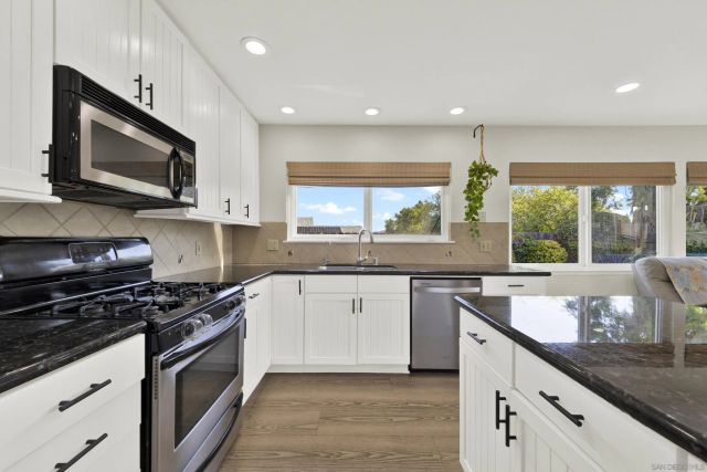 11353 Calenda Rd, San Diego, CA 92127
