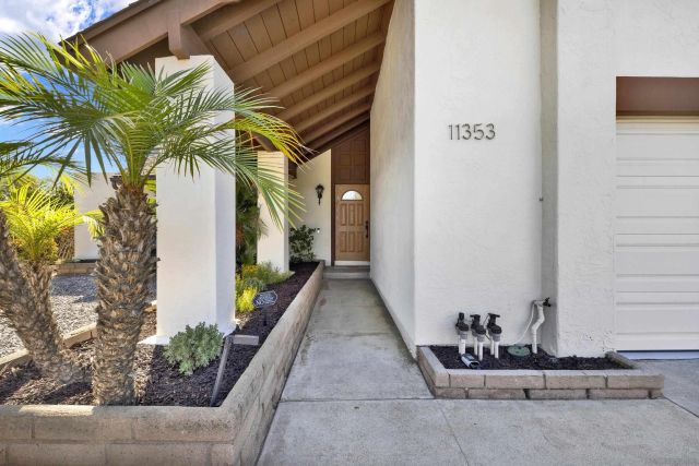 11353 Calenda Rd, San Diego, CA 92127