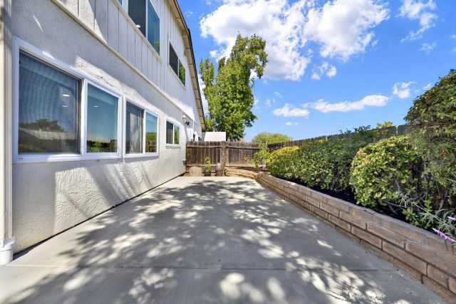 11353 Calenda Rd, San Diego, CA 92127