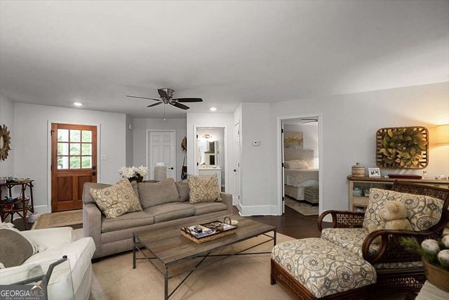 1011 H D Atha Road, Monroe, GA 30655