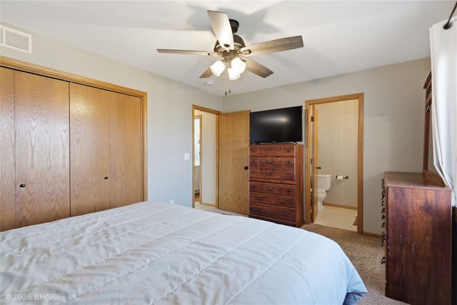 1215 N 7th Street, Indianola, IA 50125