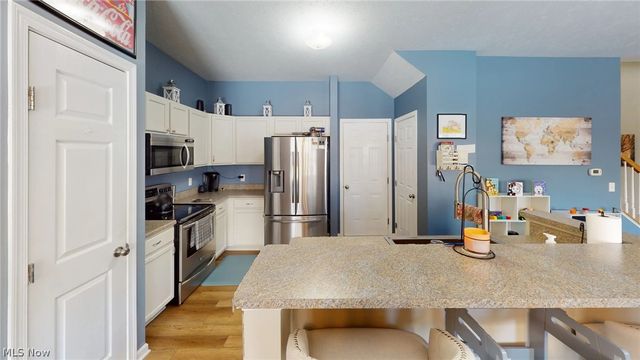 731 Millstream Run, Macedonia, OH 44056