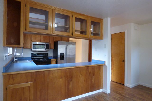 210 W Main Street, Rogue River, OR 97537