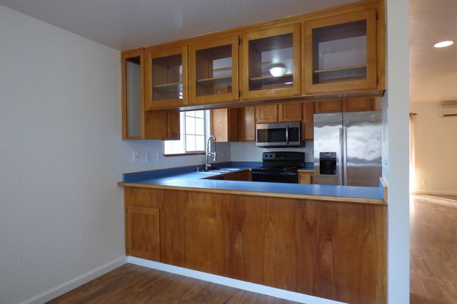 210 W Main Street, Rogue River, OR 97537