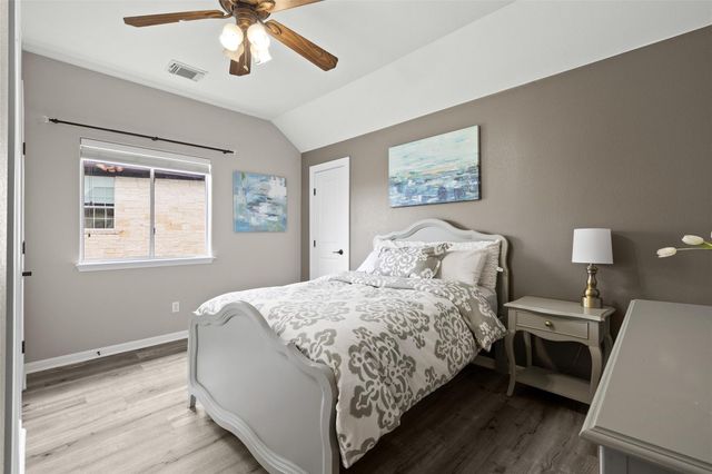 291 Torrington DR, Austin, TX 78737