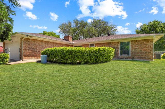 347 Merribrook Trail, Duncanville, TX 75116