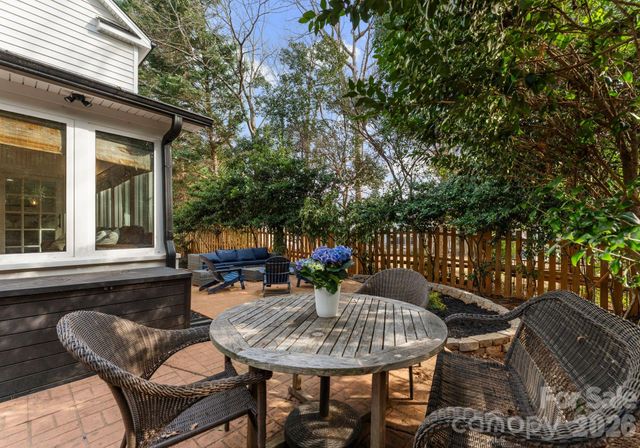 153 Ashford Hollow Lane, Mooresville, NC 28117